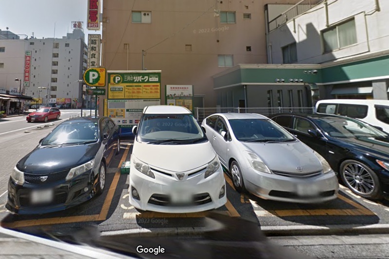 東京上野クリニック名古屋医院　駐車場