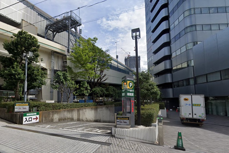 東京ノーストクリニック横浜院　駐車場