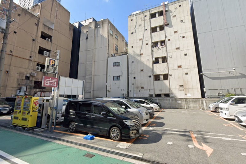 東京ノーストクリニック梅田　駐車場